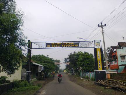 7 Nama Desa Paling Aneh di Indonesia desa kebocoran
